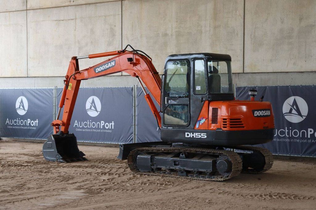 Doosan DH55-V Diesel 40kW Raupenbagger