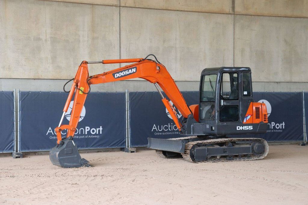 Doosan DH55-V Diesel 40kW Raupenbagger