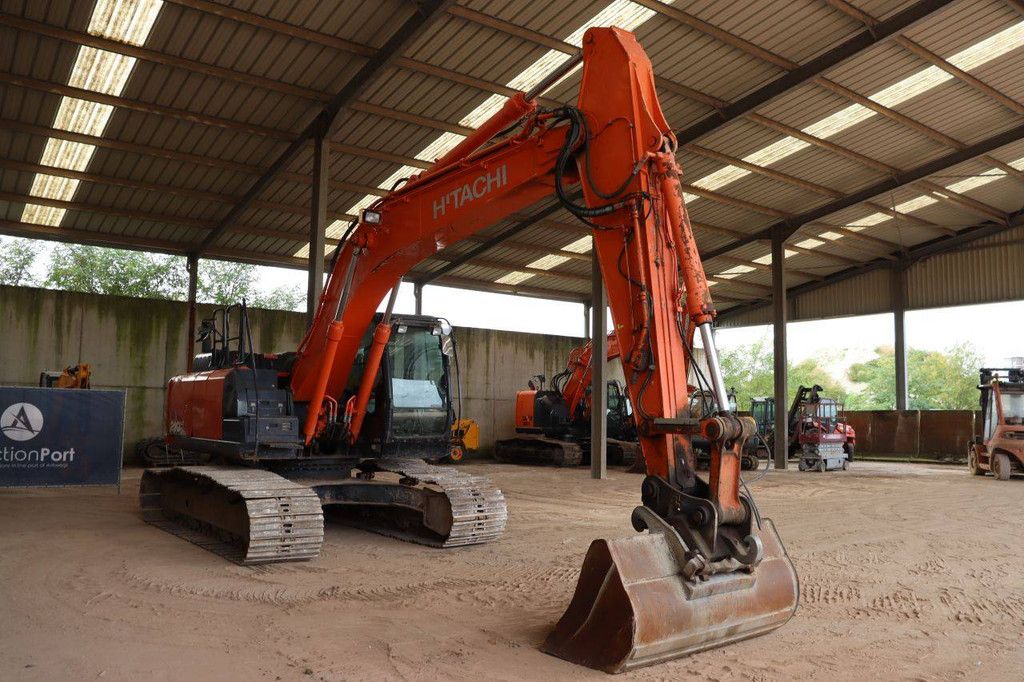Raupenbagger Hitachi Zaxis 210 LC Diesel 128kW