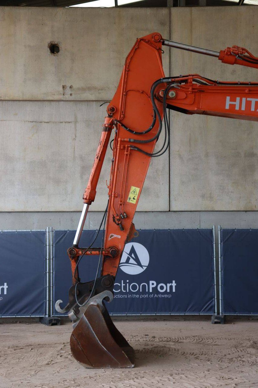 Raupenbagger Hitachi Zaxis 210 LC Diesel 128kW