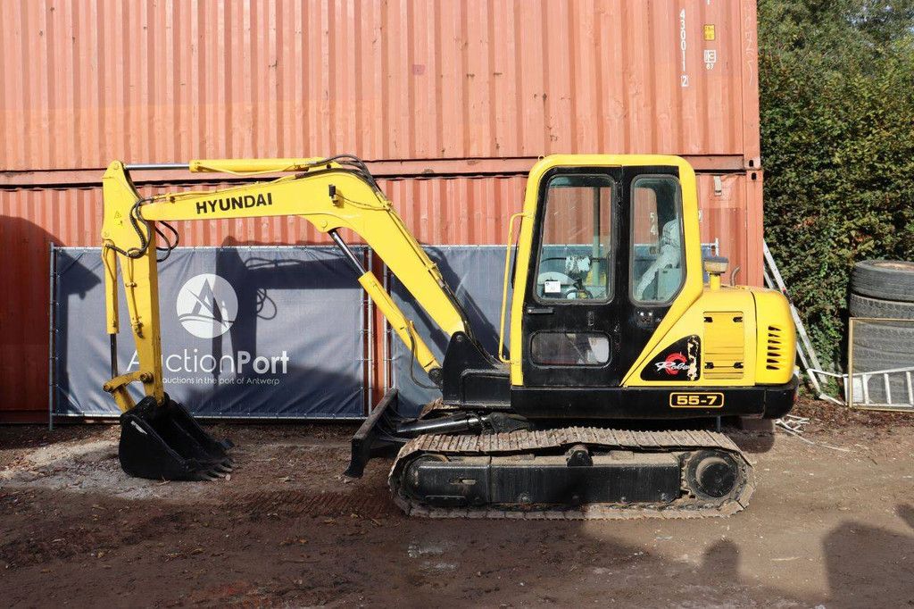 Hyundai R55-7 Dieselbagger 40kW 2010