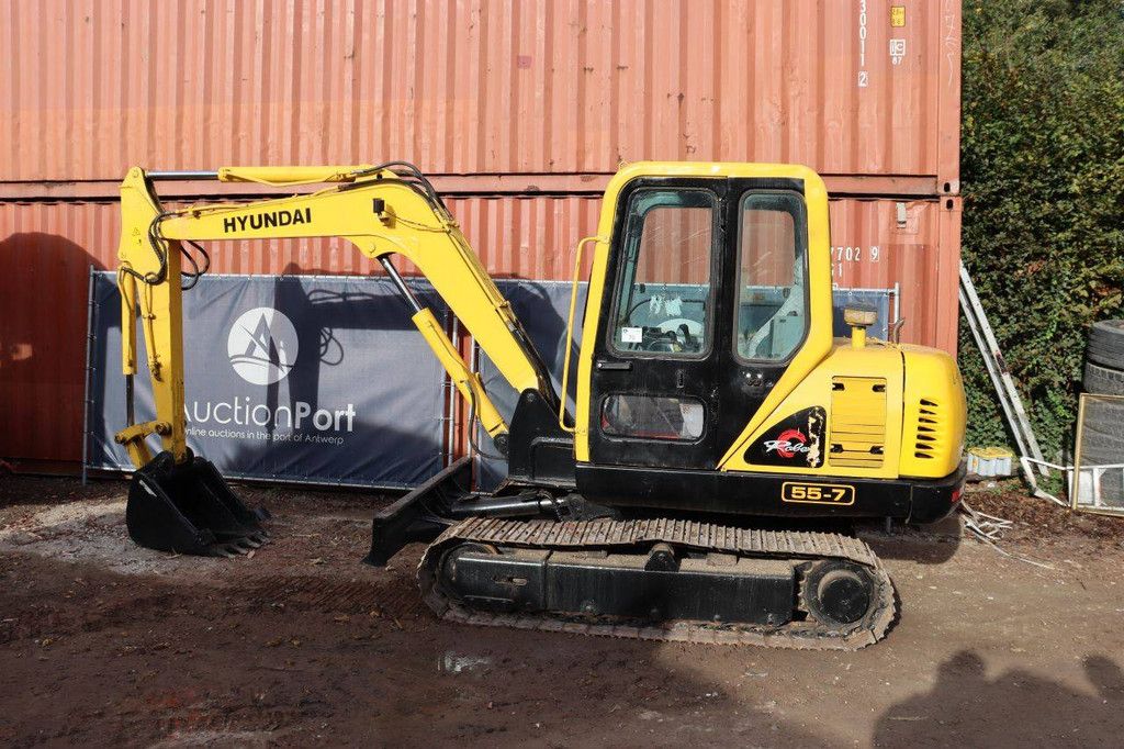 Hyundai R55-7 Dieselbagger 40kW 2010