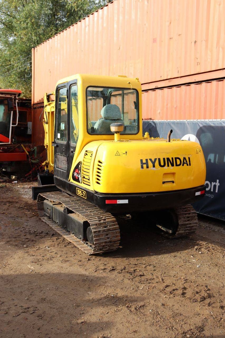 Hyundai R55-7 Dieselbagger 40kW 2010