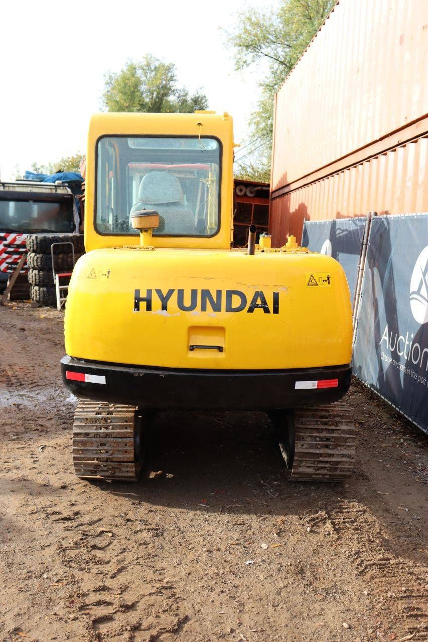 Hyundai R55-7 Dieselbagger 40kW 2010