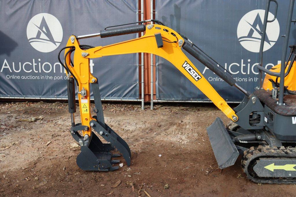 Mini Excavator Vicsec VC18 Diesel 14kW 2026 New