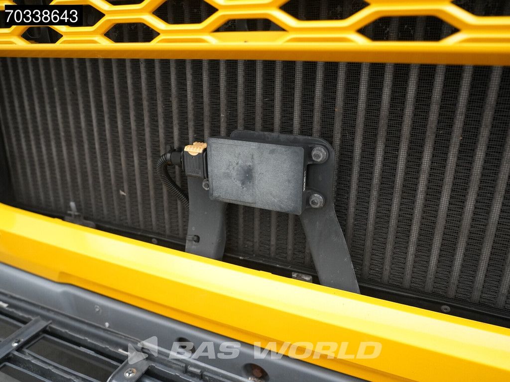 Volvo FH 460 4X2 Globe Mega 2x Tanks I-ParkCool Navi ACC M.O.T.
