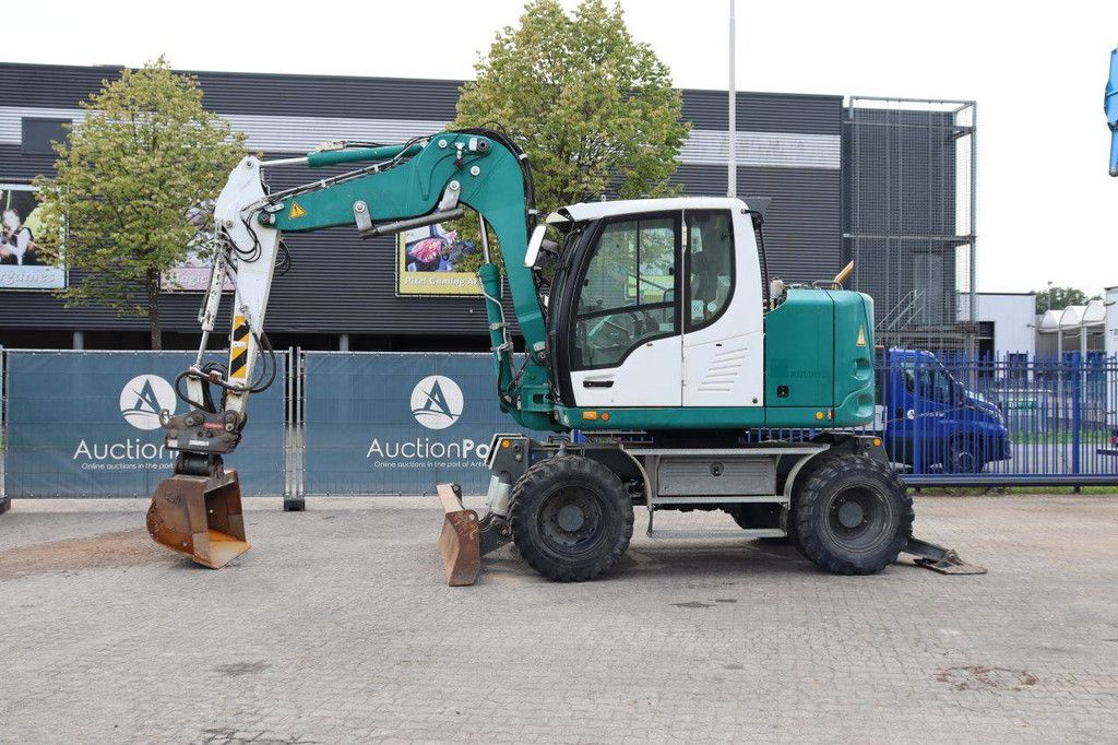Liebherr A 910 Kompakt-Radbagger Diesel 75 kW 2015