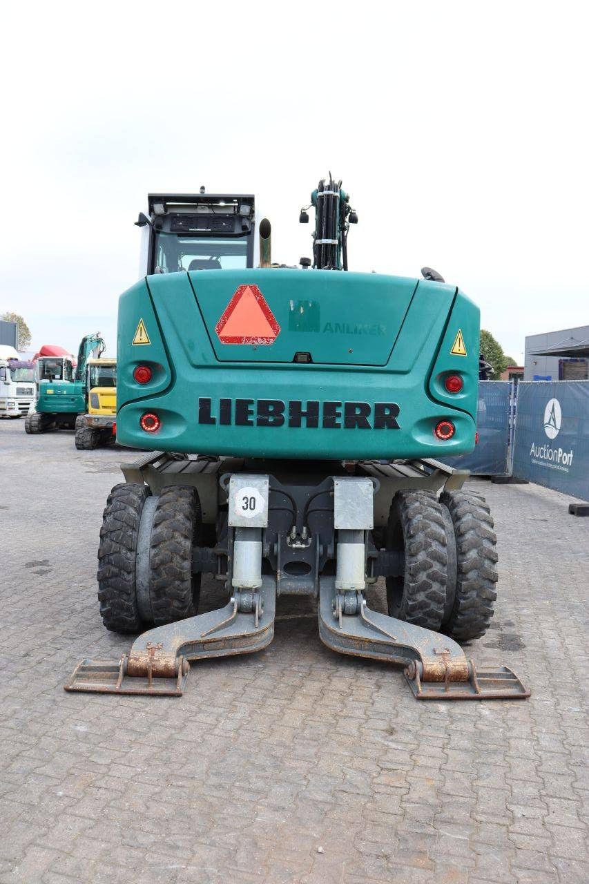 Liebherr A 910 Kompakt-Radbagger Diesel 75 kW 2015