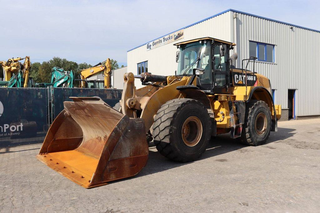 Caterpillar 966M Diesel 222kW Wheel Loader 2015