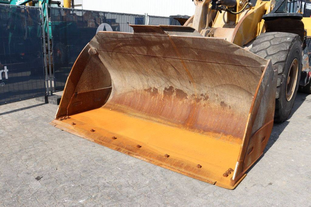 Caterpillar 966M Diesel 222kW Wheel Loader 2015
