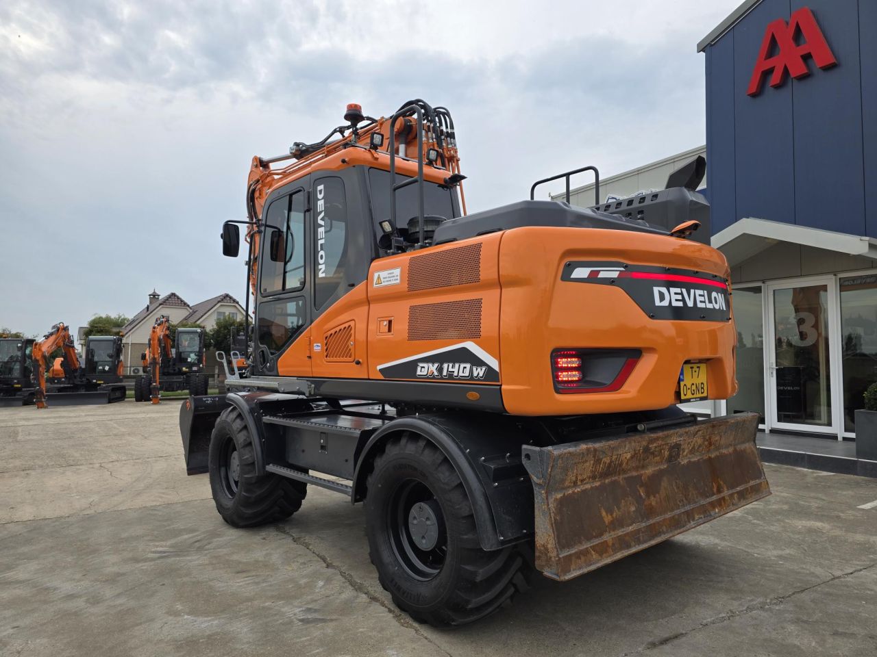 Develon DX140W-7