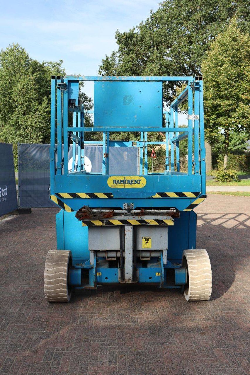 Scherenbühne Genie GS-2668 Elektrisch 567 kg 9,9 m 2008