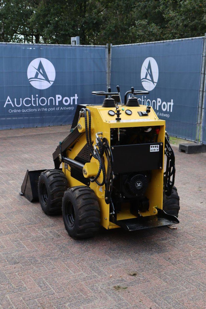 Delano Skid Steer Loader Petrol 18hp 2026