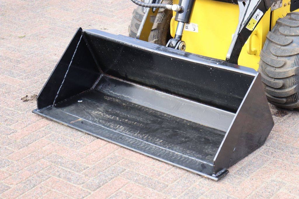 Delano Skid Steer Loader Petrol 18hp 2026
