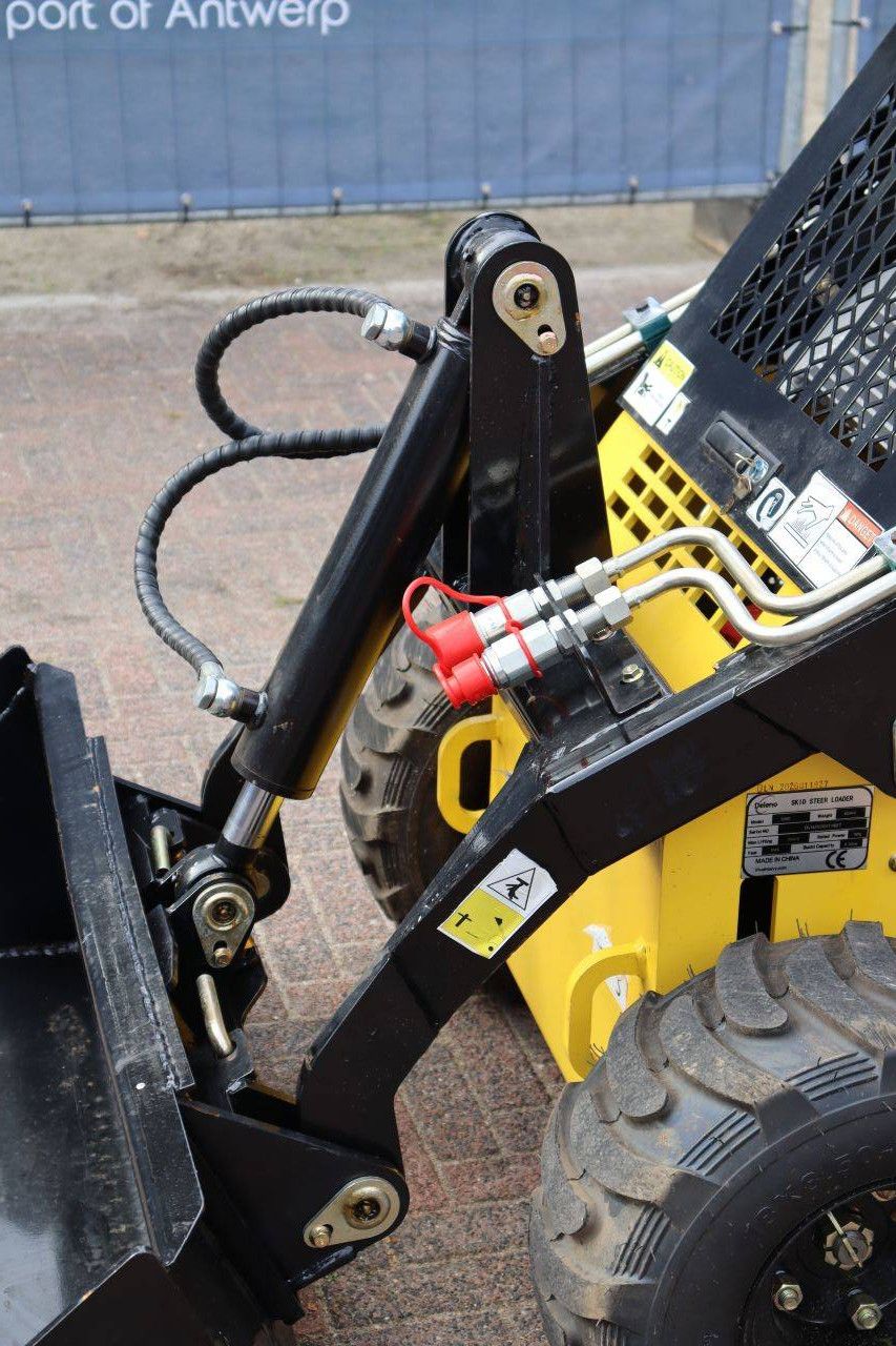 Delano Skid Steer Loader Petrol 18hp 2026