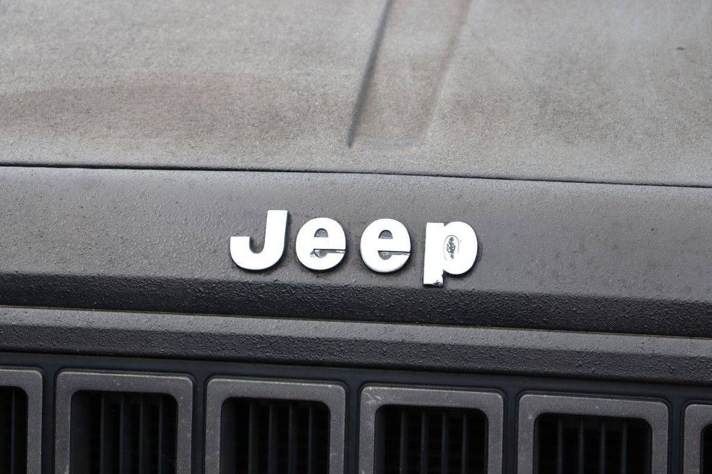 Jeep Cherokee Limited SUV Gasoline 1987