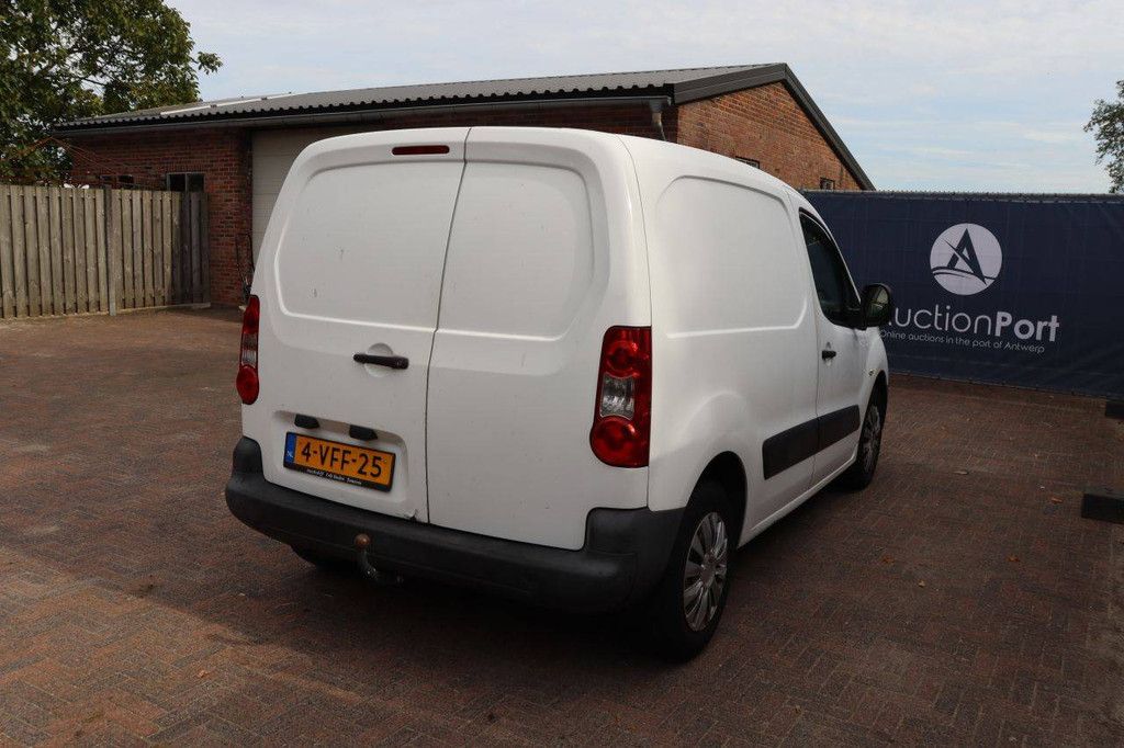 Peugeot Partner 120 L1 1.6HDIF 66kW- 2PL Diesel 90 PS Kastenwagen 2009