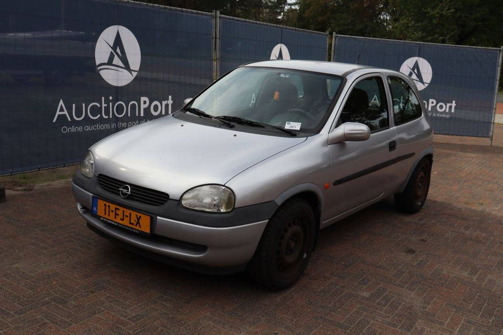 Pkw Opel Corsa-B Benzin 65 PS 2000
