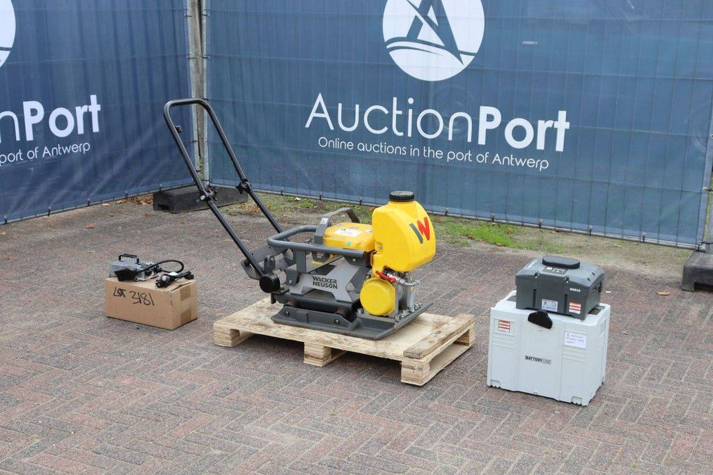 Wacker Neuson AP1840e Elektrische Vibrationsplatte 1,2 kW 2019 Neu