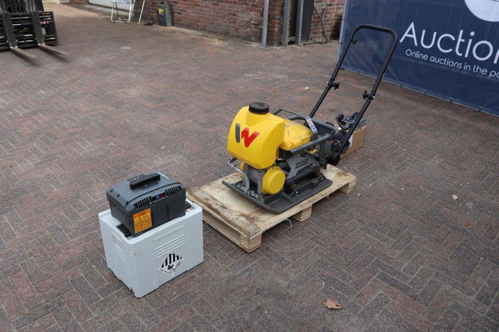 Wacker Neuson AP1840e Elektrische Vibrationsplatte 1,2 kW 2019 Neu