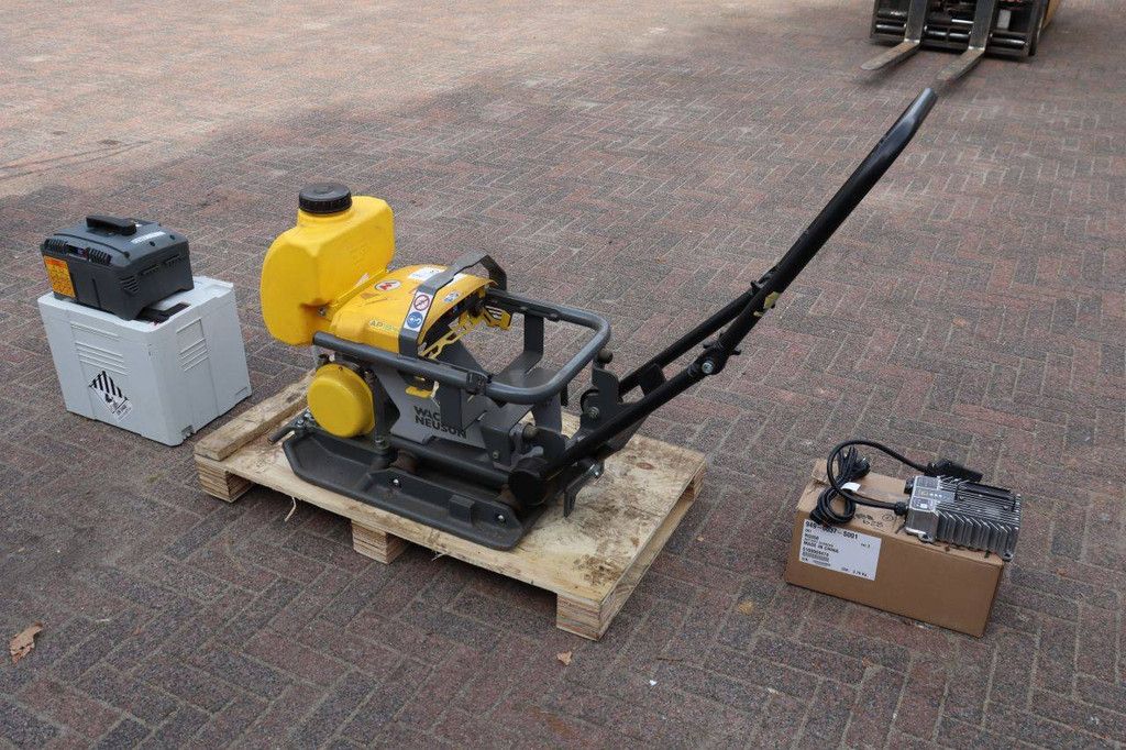 Wacker Neuson AP1840e Elektrische Vibrationsplatte 1,2 kW 2019 Neu
