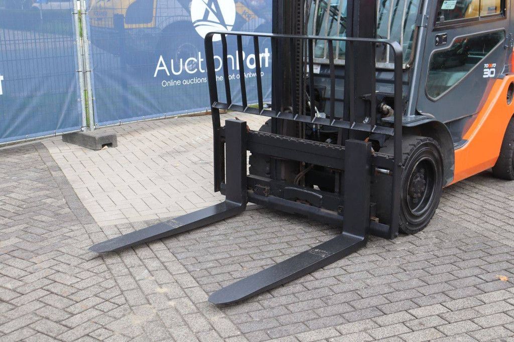 Forklift Toyota 02-8FDF30 Diesel 3000kg 3.7m 2020