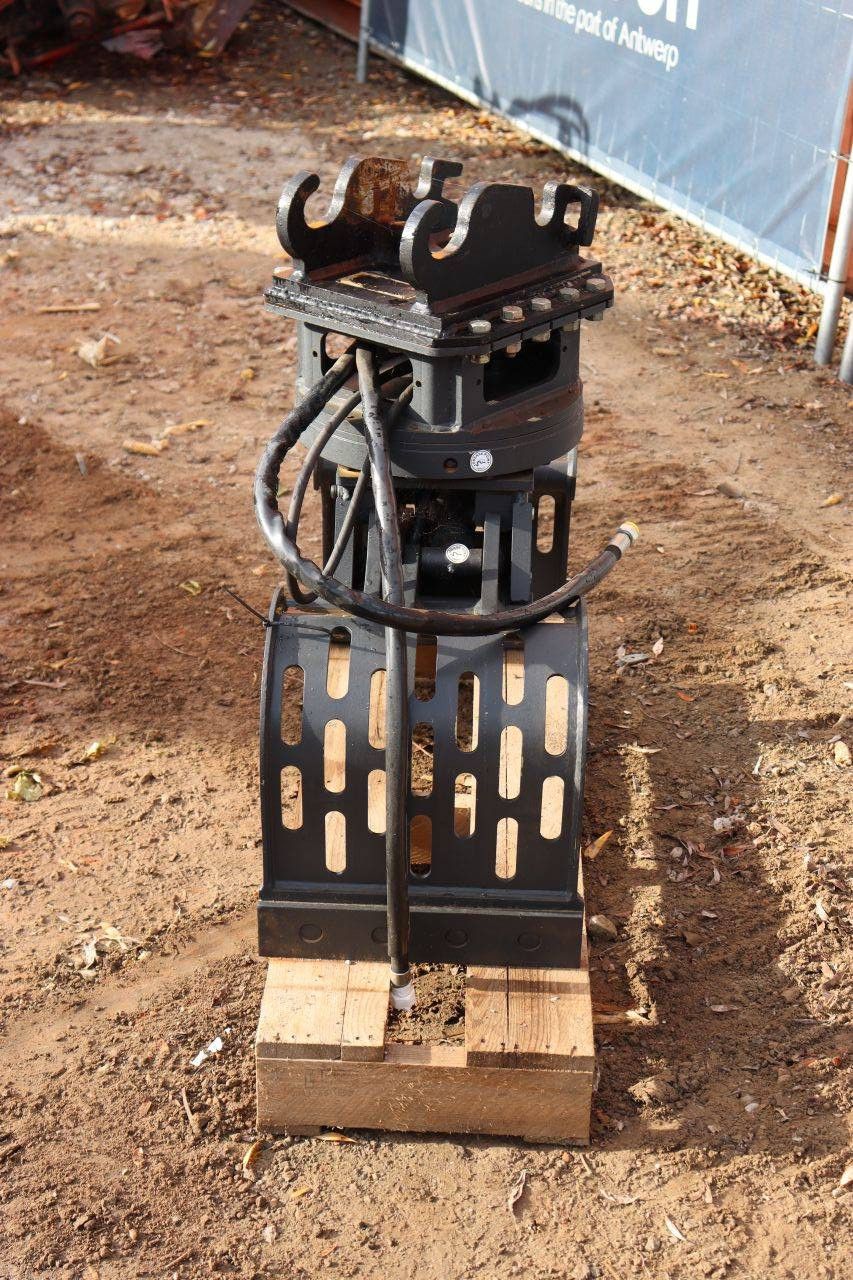 Mustang GRP150 CW05 2025 Sorting Grab New