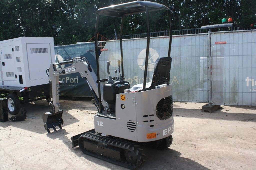 Nuoman EPS NM-E12 Diesel-Minibagger, neues Vorführmodell