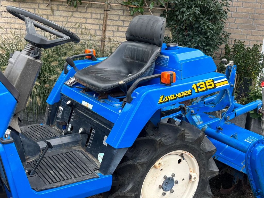 Iseki Landhope gebruikte minitractor 3cil. 4wd incl. frees