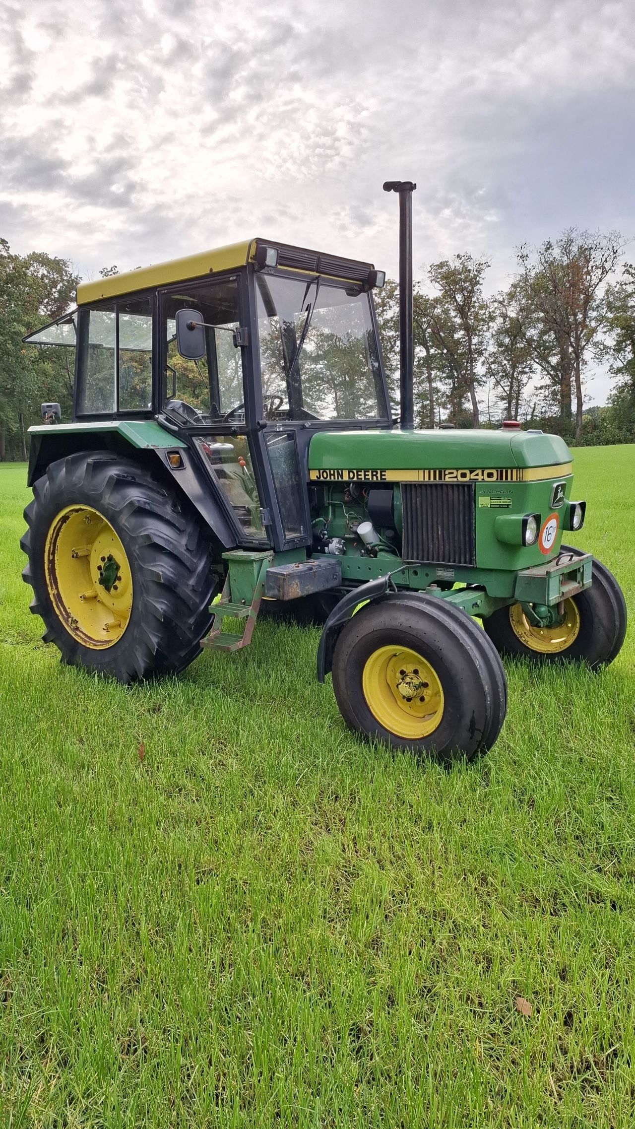 John Deere 2040