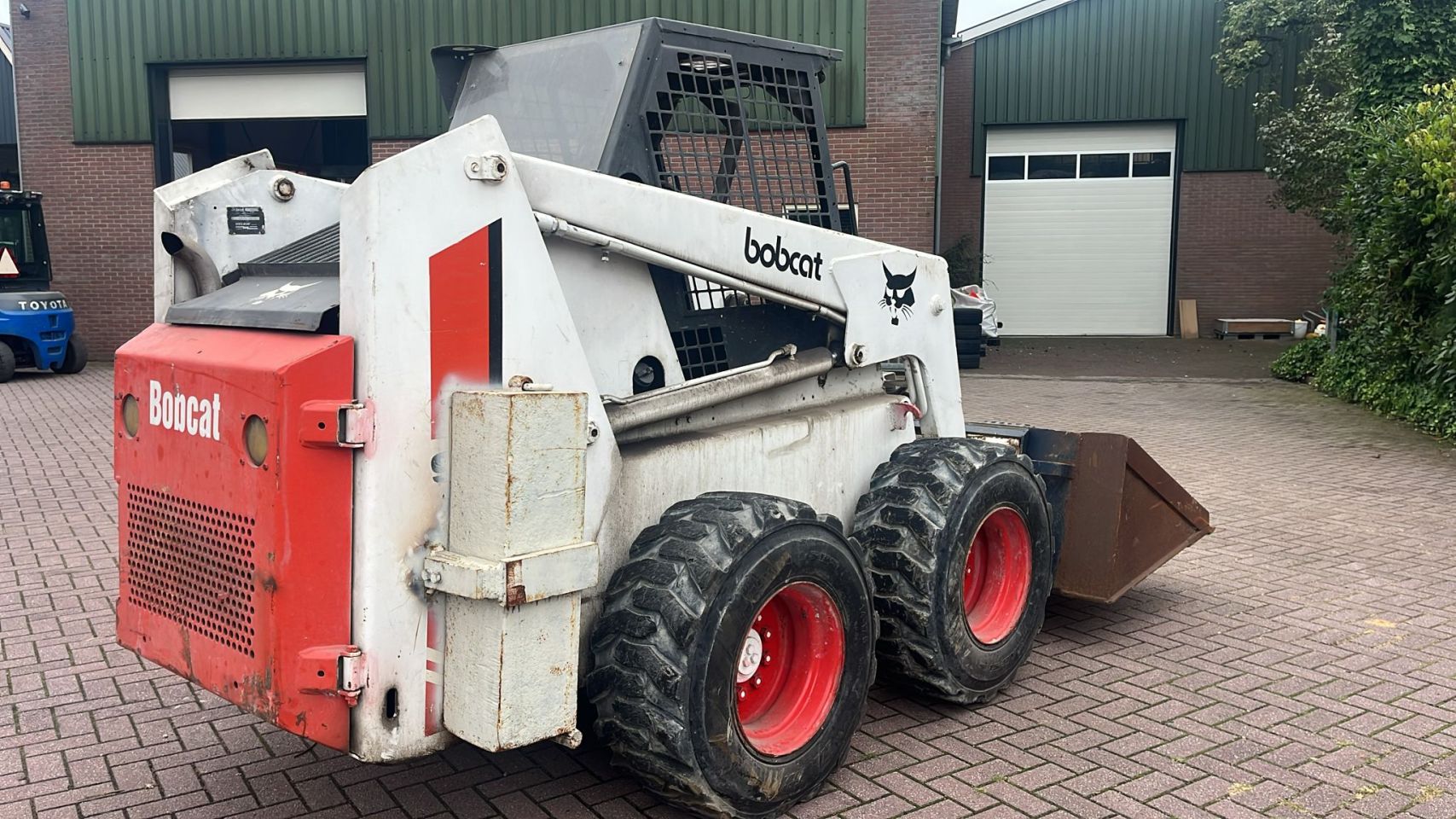 Bobcat 943, 4 ton's schranklader