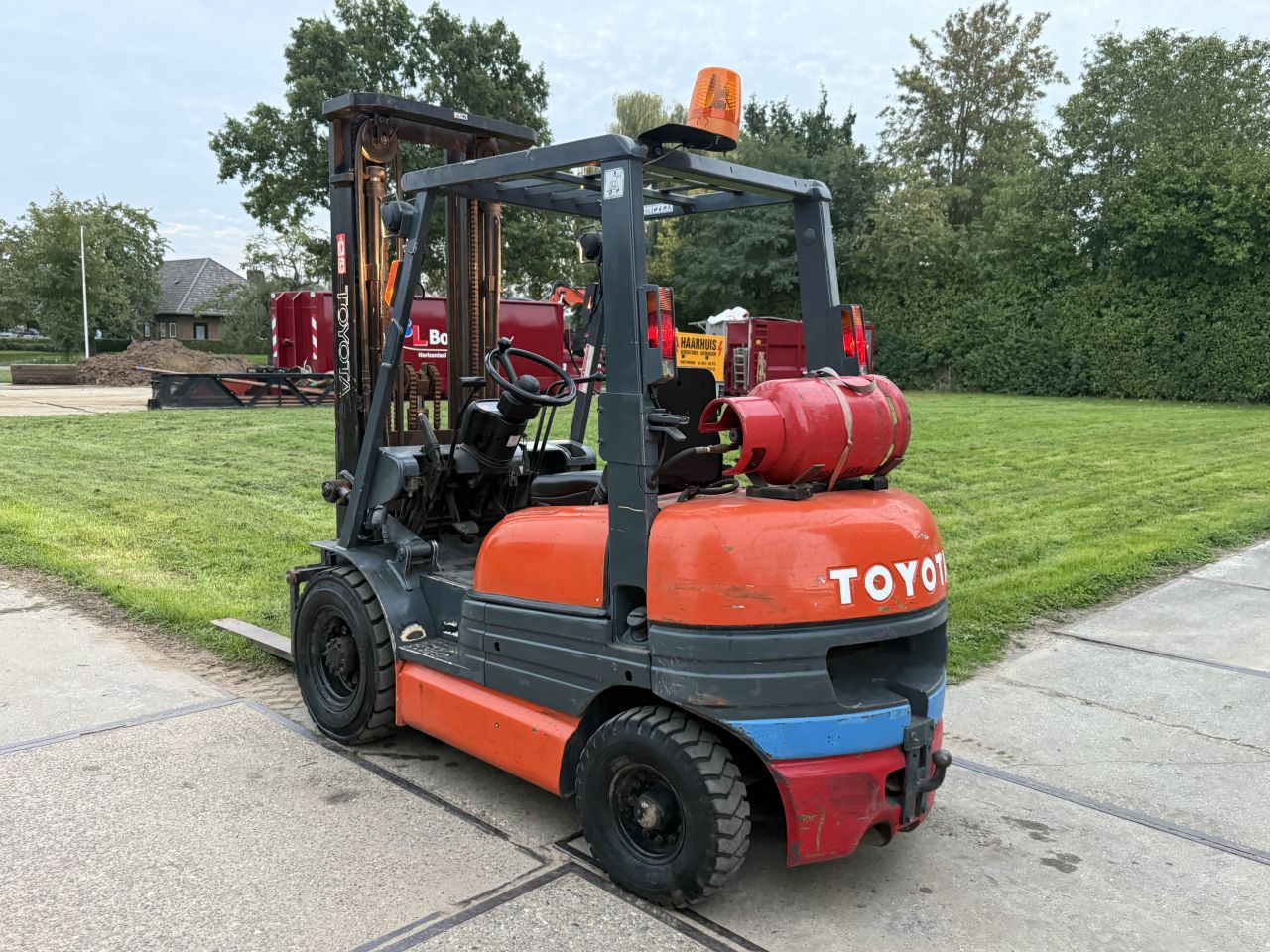 Toyota 2.5 tonner lpg heftruck 3-delige mast luchtbanden