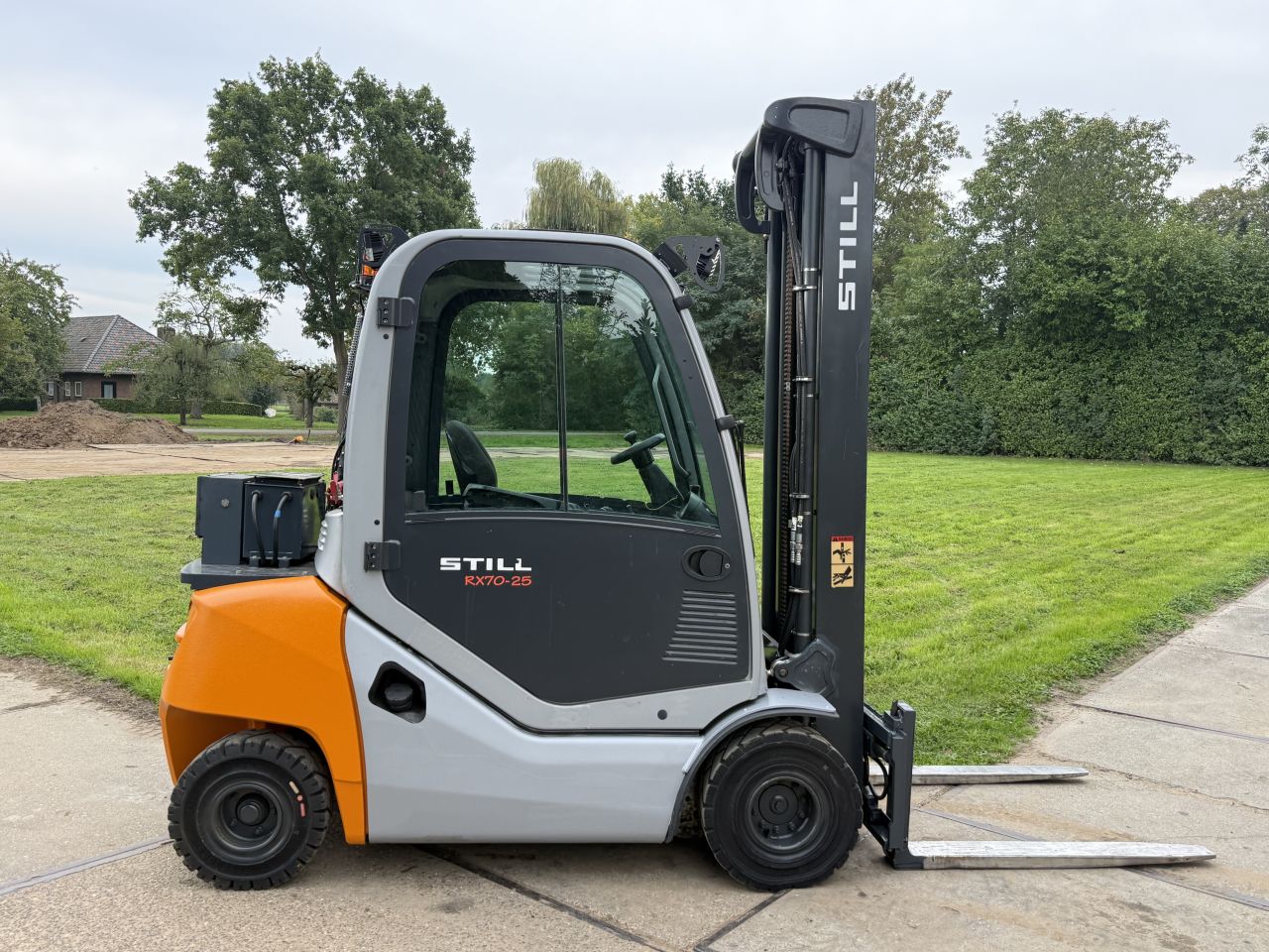 Still 2.5 tonner diesel 3-delig freelift Sideshift BJ2017