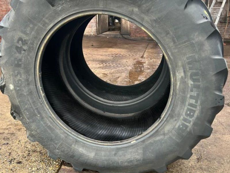 Michelin 650/65R42