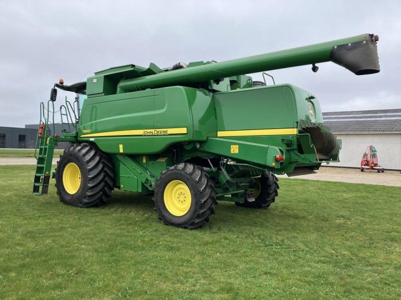 John Deere T660I