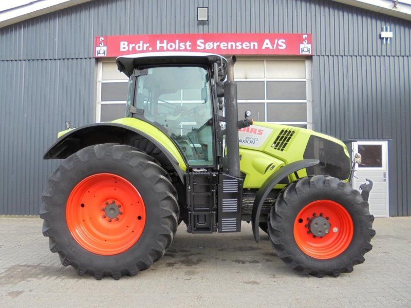 Claas AXION 800