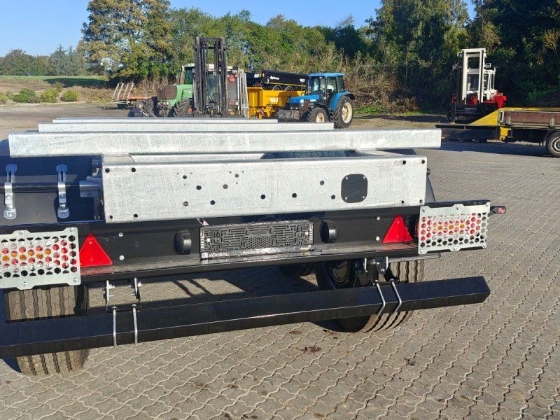 Hummel HM15Ton Saltspreder Chassi Tempo40 Type COC godkendt