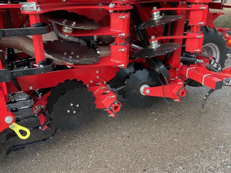 Kverneland U-DRILL 6001 PLUS