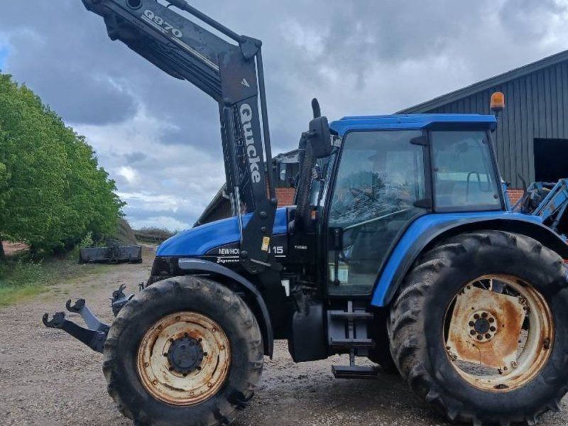 New Holland TS 115 Turbo med frontlæsser og Frontlift,front pt