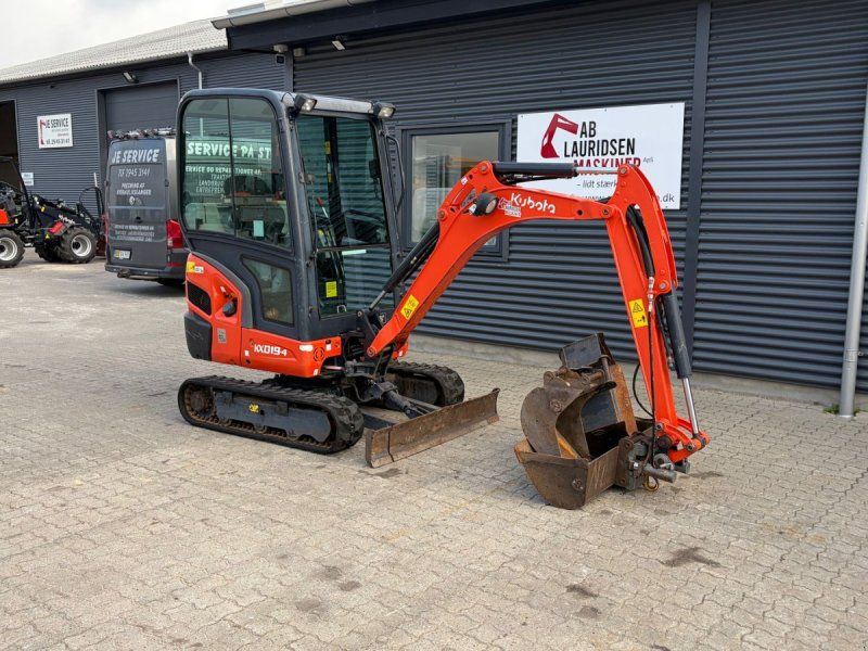 Kubota KX019-4 Tiltman og skovlsæt