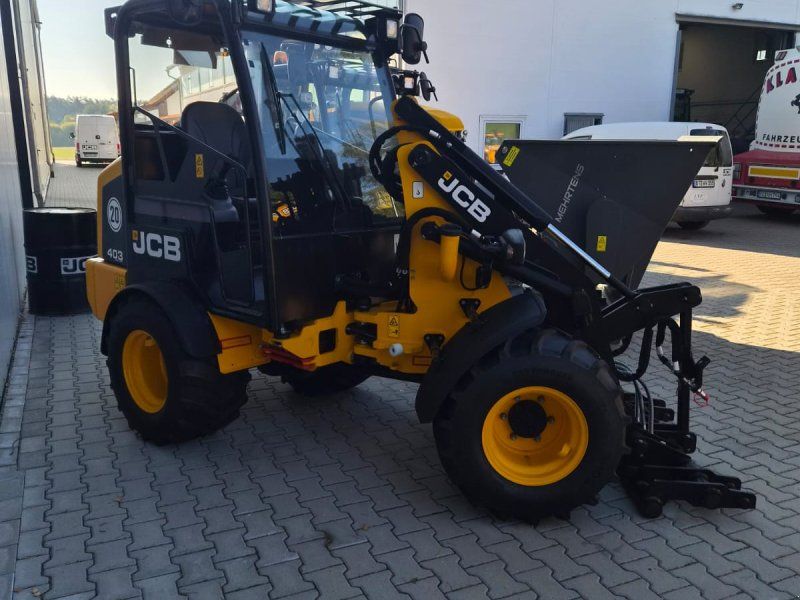 JCB 403 Agri