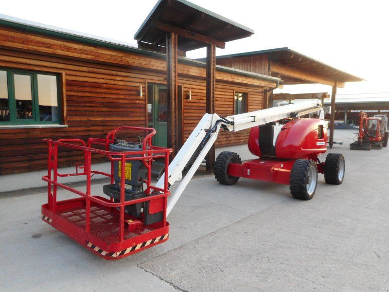 JLG 600 AJ Diesel Allrad 20,5 Meter