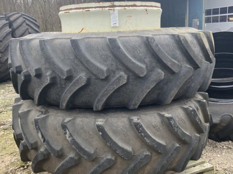 520/85R42