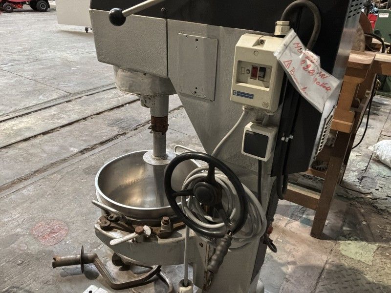 Industrial Planetary Mixer