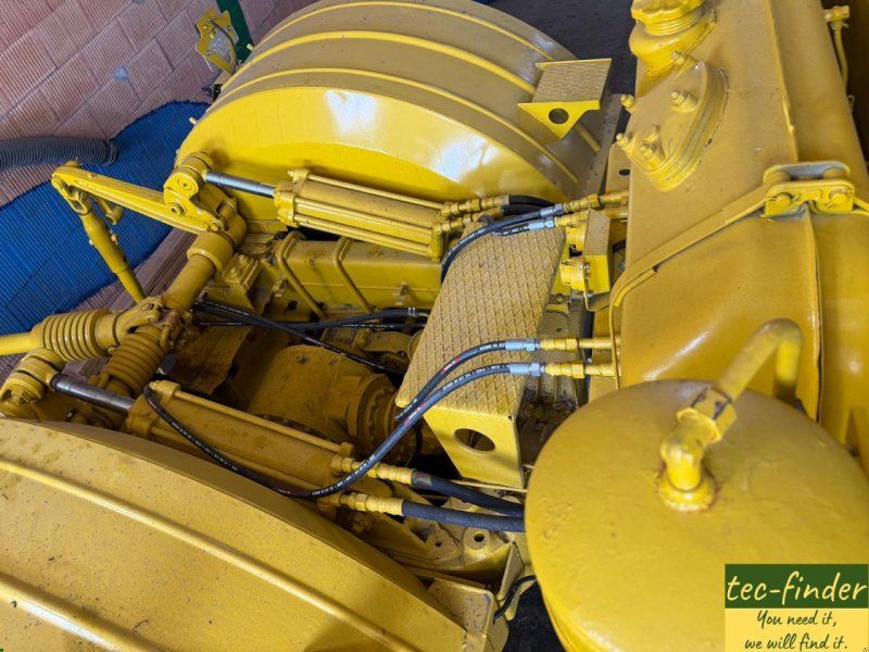 Kirovets K 700 A