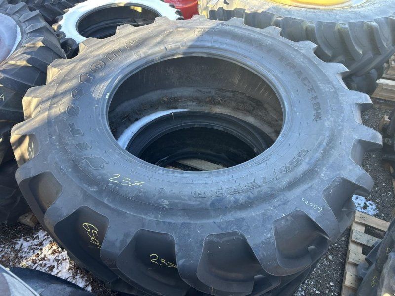 Firestone 650/75R38