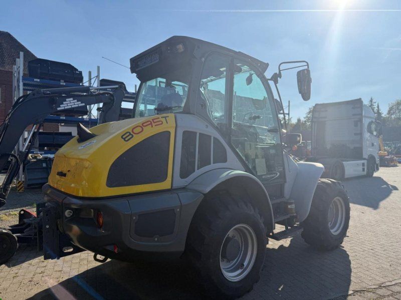 Kramer 8095T