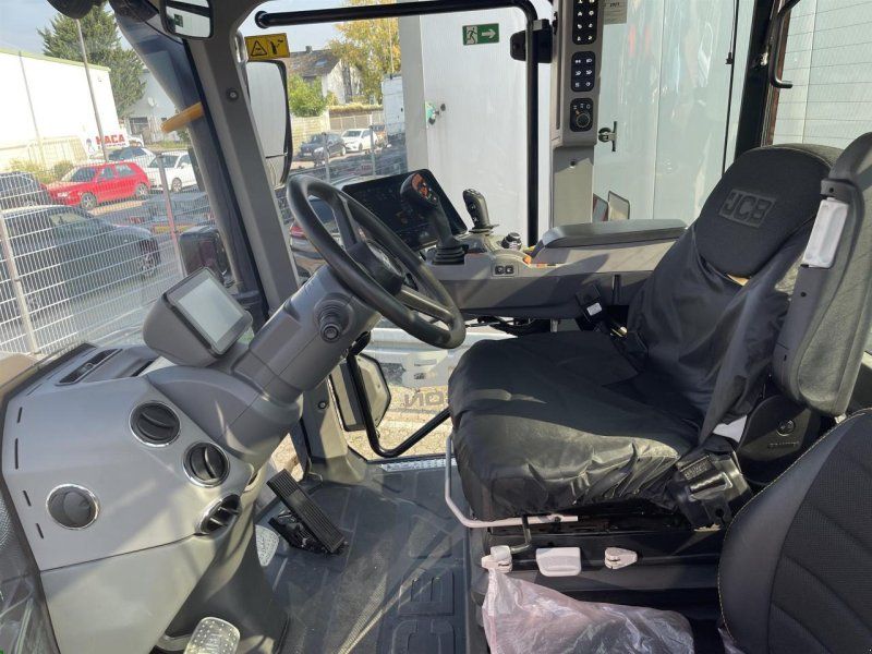 JCB Fastrac 4220 ICON