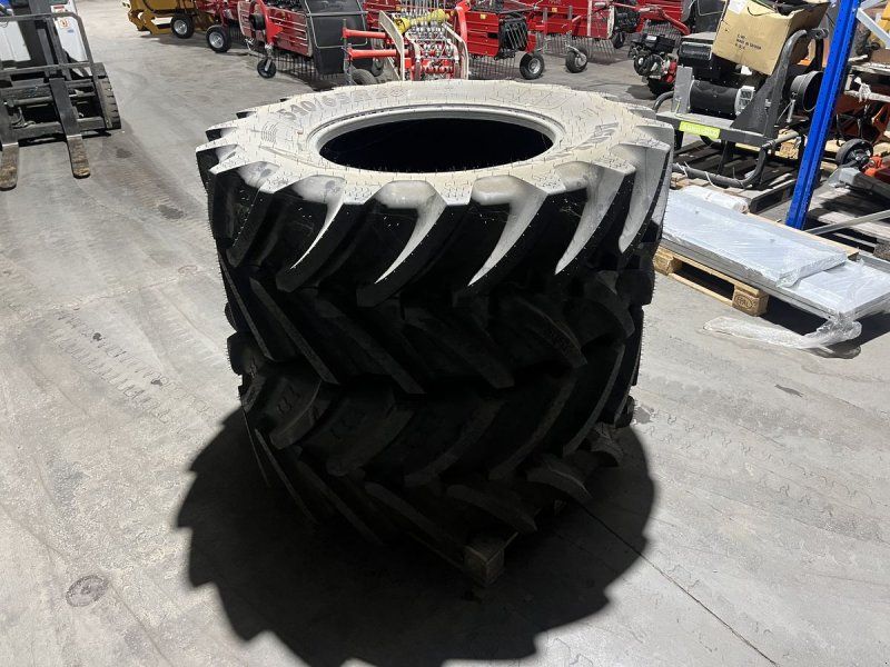 BKT 540/65R28 RT657