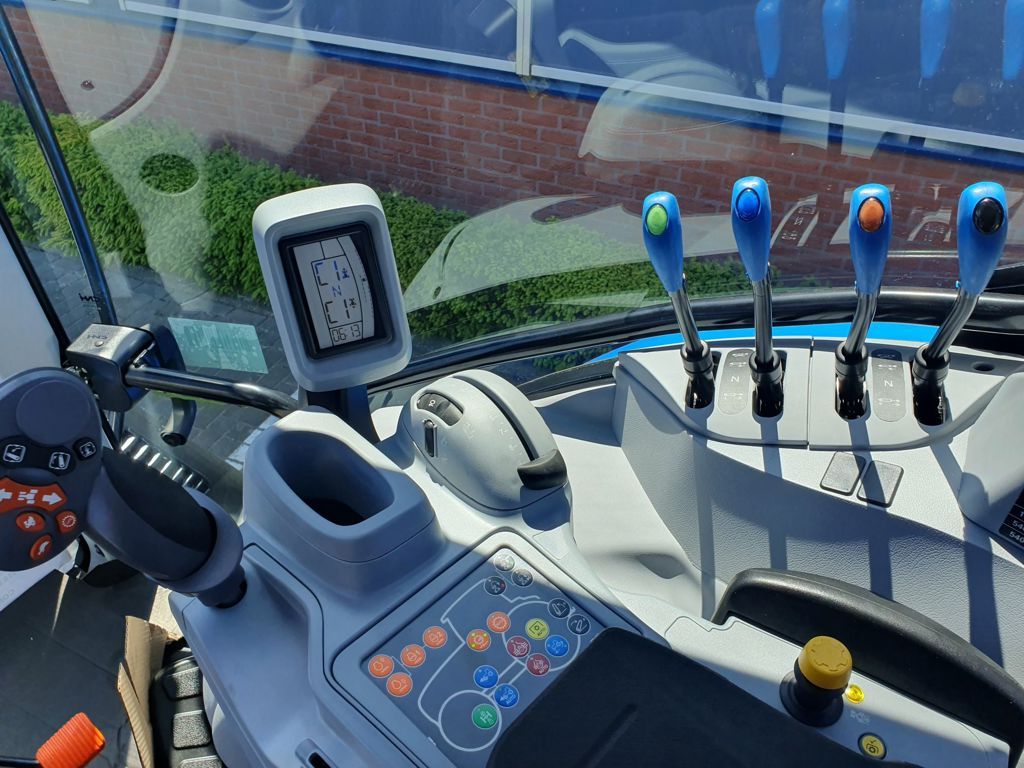 New Holland New Holland T6.180 DC DEMO